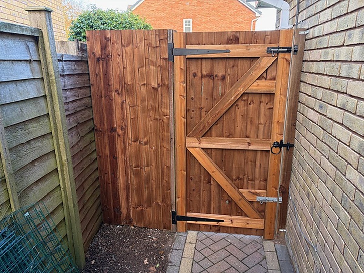 Fencing, Gates & Repairs